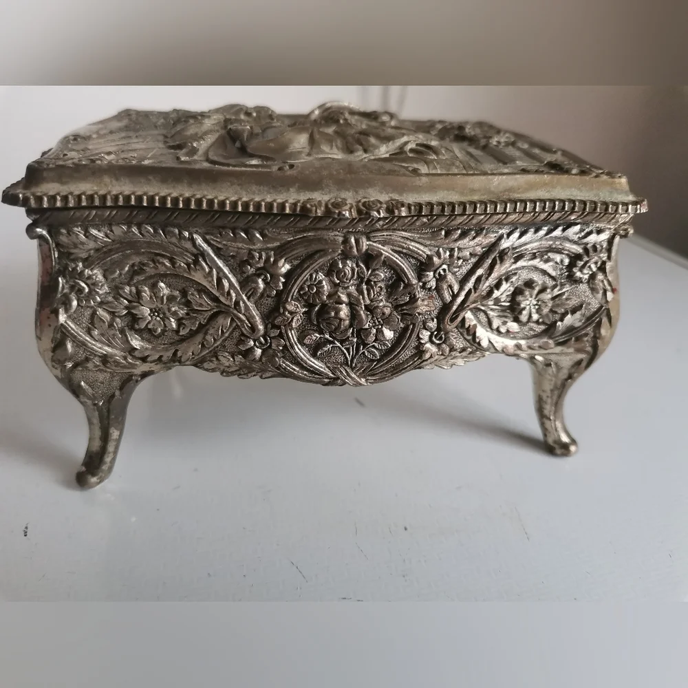 Vintage Silver plate Footed Trinket Jewelers Box with Velvet Lining